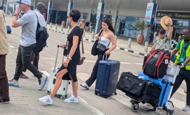 Jambiani:Group Airport Transfers to Jambiani Beaches Hotels (6-14Pax)